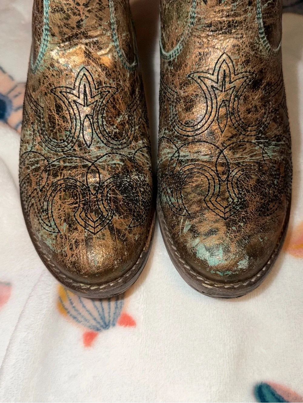 Vintage Distressed Brown/Turquoise Western Ankle Leather Booties Sterling River